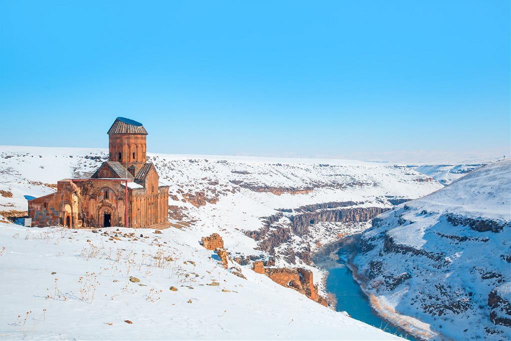 Turistik Doğu Ekspresi ile Butik Kars Van İshakpaşa Turu